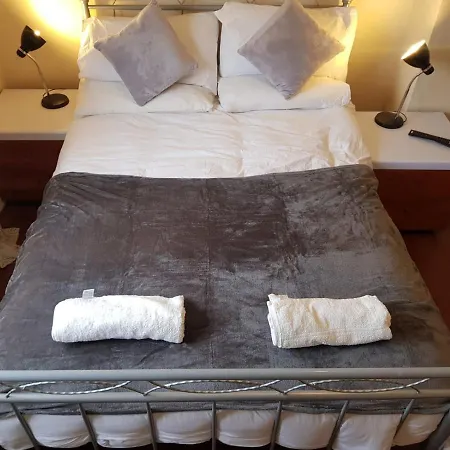 Bed & Breakfast Stayover